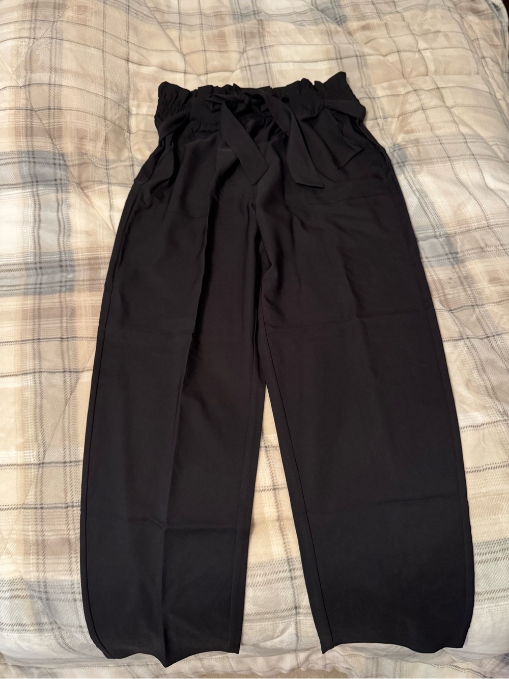 High-Waist Paperbag Trousers - Black